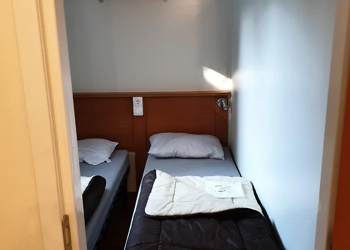 キャンプ場 Eurocamp Mobilhomes At *