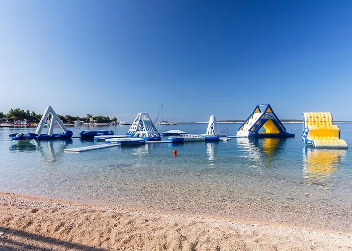 Eurocamp Mobilhomes At Šimuni