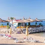 Eurocamp Mobilhomes At *