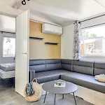 Eurocamp Mobilhomes At Kemp Šimuni