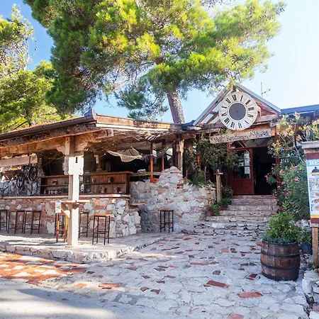 Eurocamp Mobilhomes At 营地 Šimuni