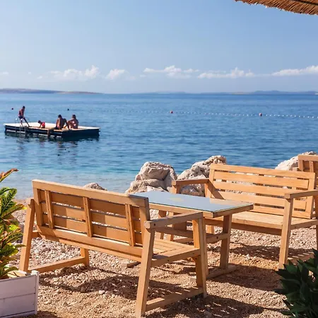 Eurocamp Mobilhomes At キャンプ場 *